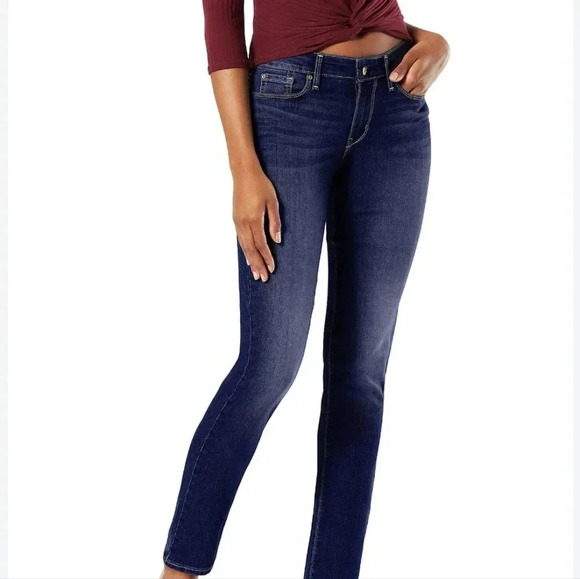 LEVI STRAUSS Women's Slimming Skinny Mid Rise Size 30 Jeans Dark Wash Raw Hem - Picture 1 of 6